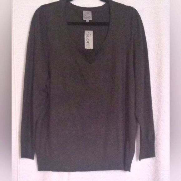 THE SLOPE WOMEN'S TOP - Picture 1 of 3